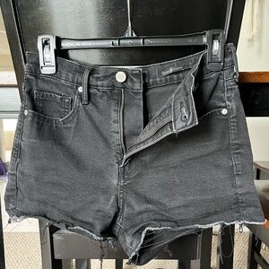 Banana Republic High-Rise 3” Shorts
